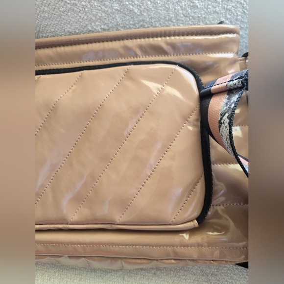 Think Royln, Bank Street XL Crossbody, Nude Patent - Picture 3 of 9